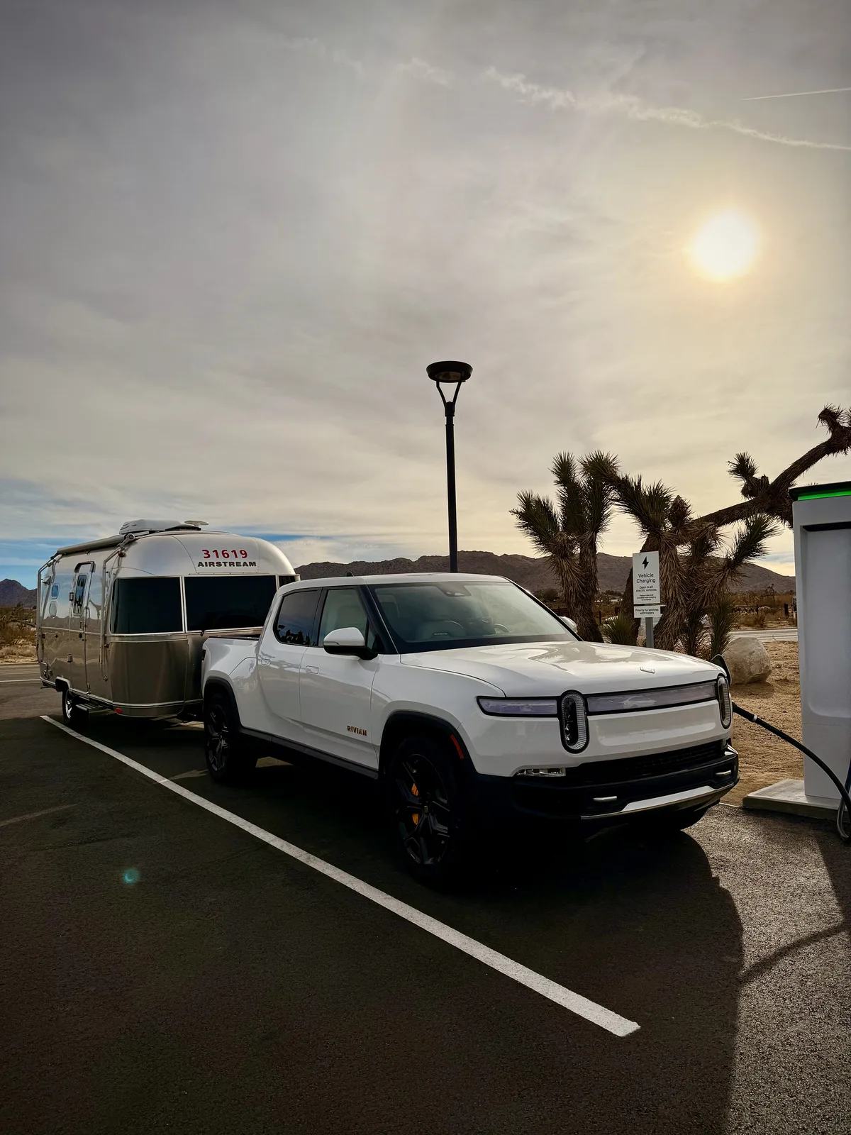 Wattreach — 20′ Airstream Caravel at Joshua Tree, CA, December 2024