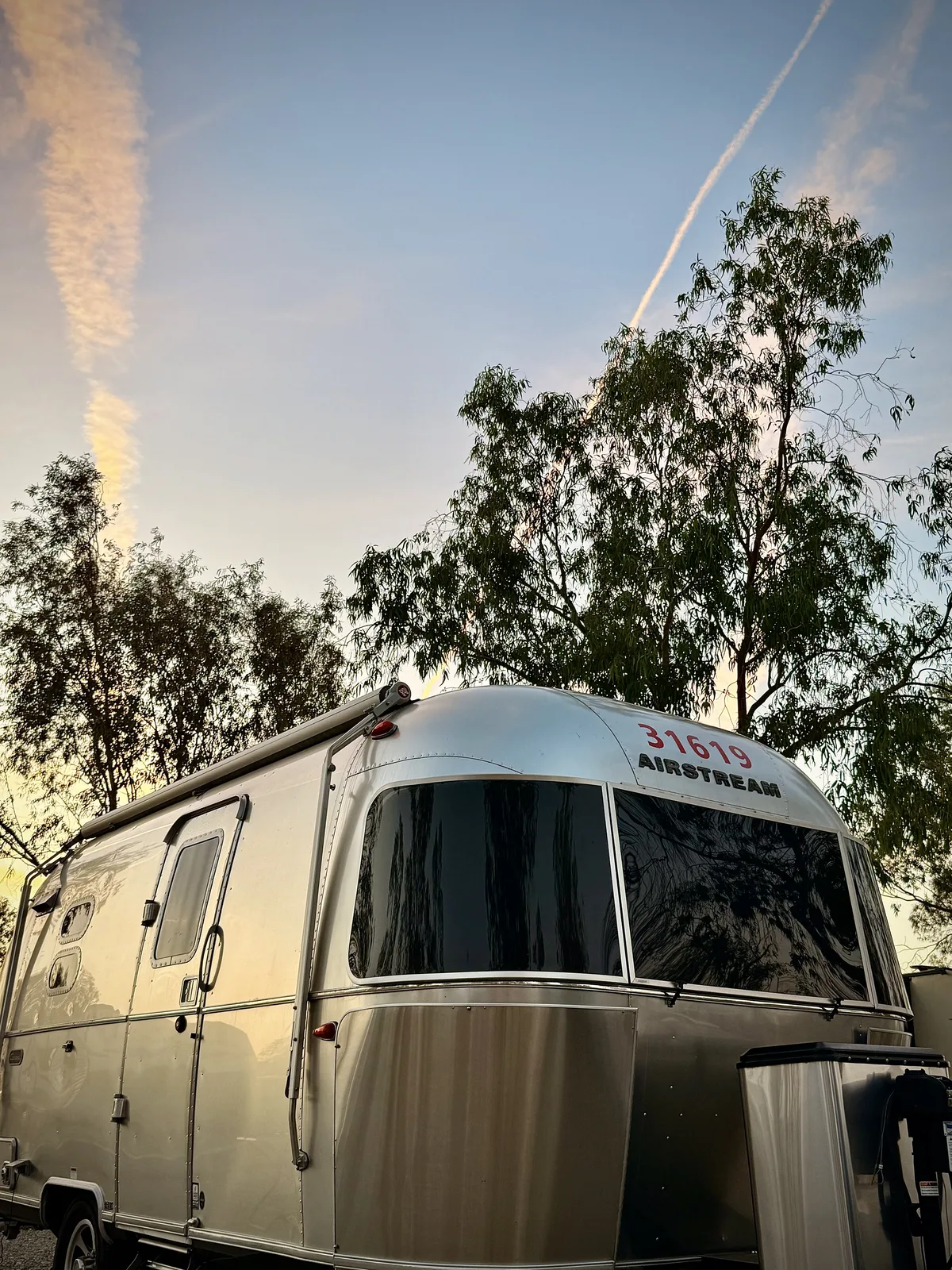 Wattreach — 20′ Airstream Caravel at Lost Hills, CA, May 2025